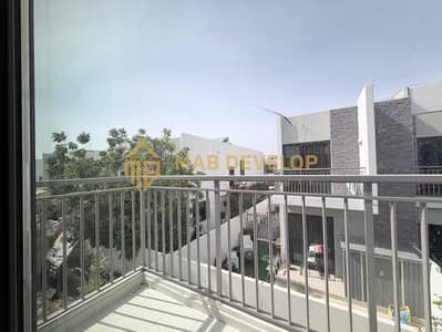 3 Bedroom Townhouse for Rent in DAMAC Hills 2 (Akoya by DAMAC), Dubai - 1efcf90c-72bf-4ebb-bc24-876f7a5cb323. jpg 3 Bedroom Townhouse for Rent in DAMAC Hills 2 (Akoya by DAMAC), Dubai - 1efcf90c-72bf-4ebb-bc24-876f7a5cb323. jpg