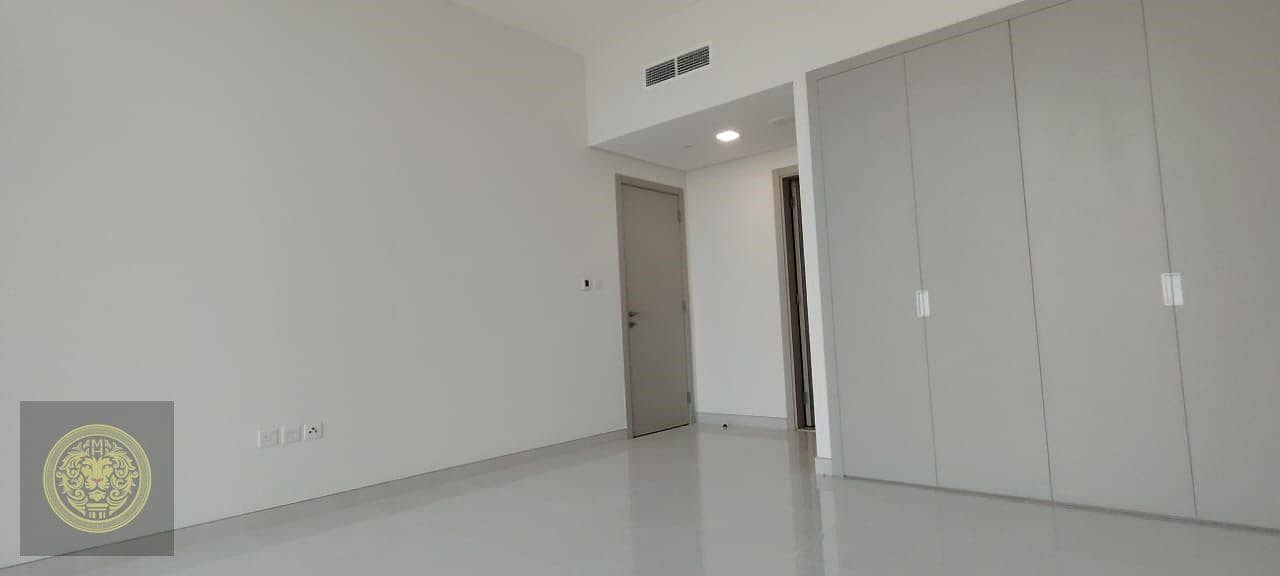 26 e85eed4e-d4fd-4324-8e67-9f56e6ceeb42. jpg