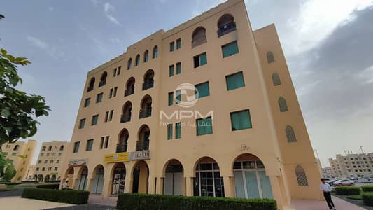 محل تجاري  للايجار في المدينة العالمية، دبي - محل تجاري في المدينة العالمية 60000 درهم - 14907351