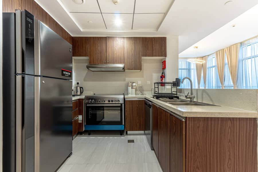 8 Kitchen 2. jpeg