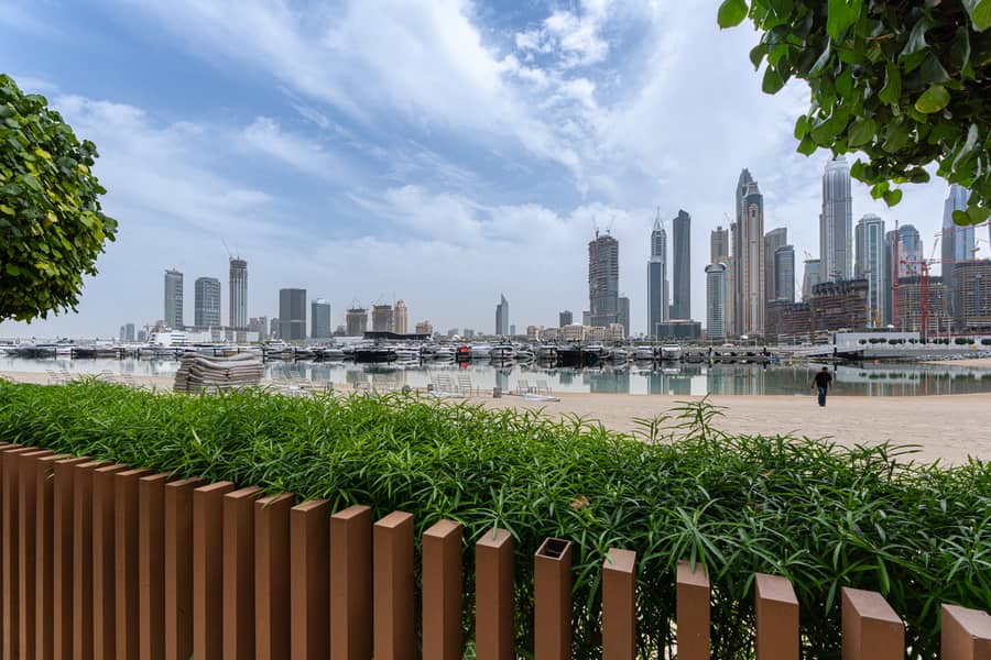 27 Beach Side 2. jpg