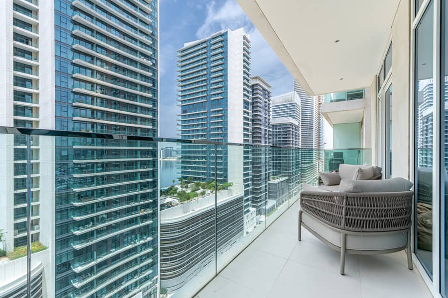31 Balcony 1. jpg