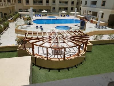 Furnished Spacious Vacant Studio with Pool View Furnished Spacious Vacant Studio with Pool View