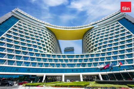 1 Camera Appartamento in Affitto a Palm Jumeirah, Dubai - Appartamento a Palm Jumeirah，Seven Palm (Tower A), 1 camera da letto, 110000 AED - 14910028