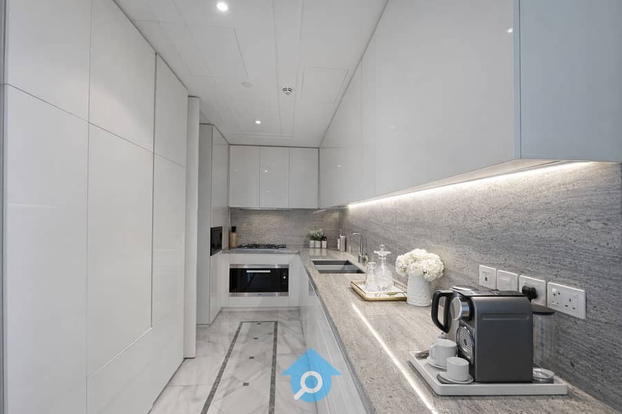 11 Plazzo Versace (4). png
