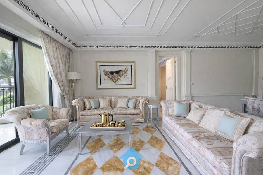 24 Plazzo Versace. jpg