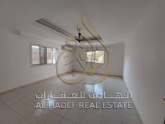 متاح للإيجار فيلا مستقلة مميزة في منطقة شرقان بالشارقة، بمساحة 6000 قدم مربع، بتصميم واسع ومناسب للسكن العائلي، مع تجهيزات حديثة وموقع هادئ. تتميز ال