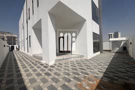 فيلا مستقله 5غرف ماستر + 1 + خادمه \ سائق | حوش كبير |