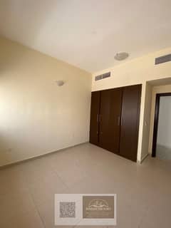 شقة للإيجار في النعيمية 1 – غرفة وصالة مع بلكونة، فرصة سكن مريحة ومميزة!