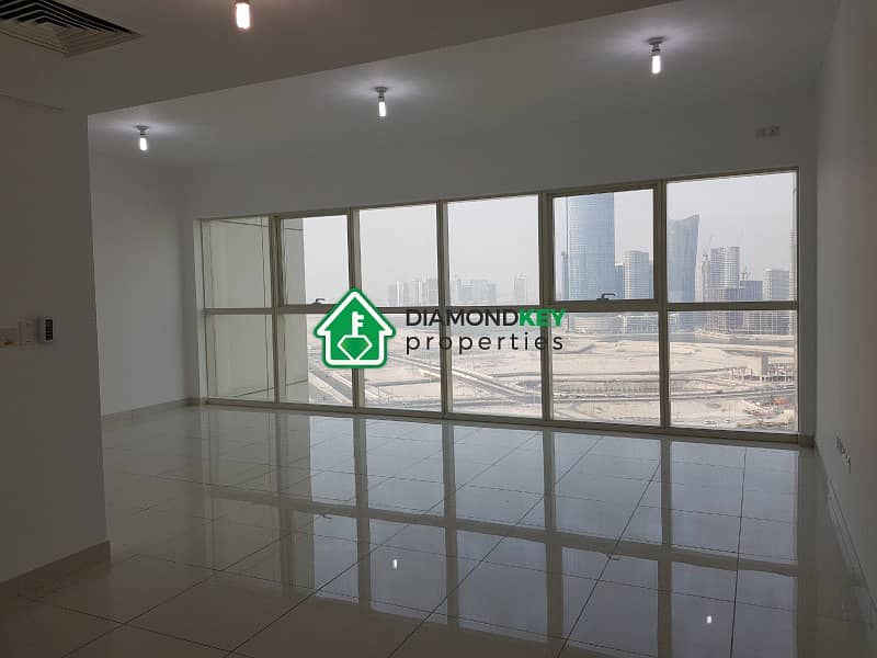 Massive 2 Beds with Closed Kitchen Massive 2 Beds with Closed Kitchen