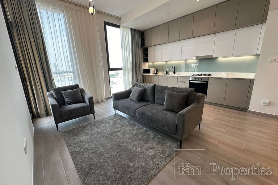 Vacant | Spacious | Fully Furnished | 12 Cheques Vacant | Spacious | Fully Furnished | 12 Cheques