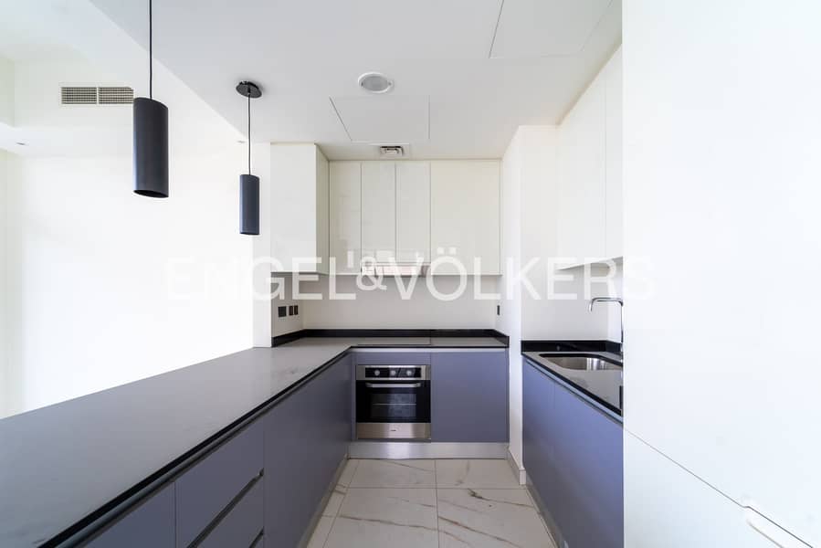Corner unit | Maid's Room | Family Community - Image 6