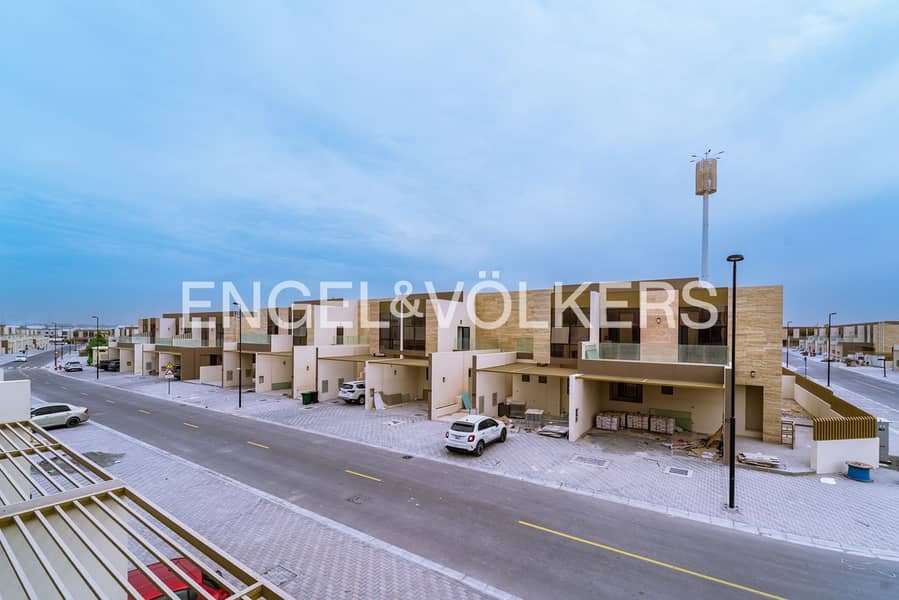 Corner unit | Maid's Room | Family Community - Image 21