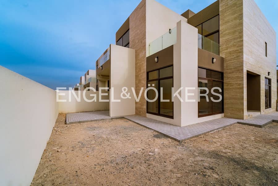 Corner unit | Maid's Room | Family Community - Image 23