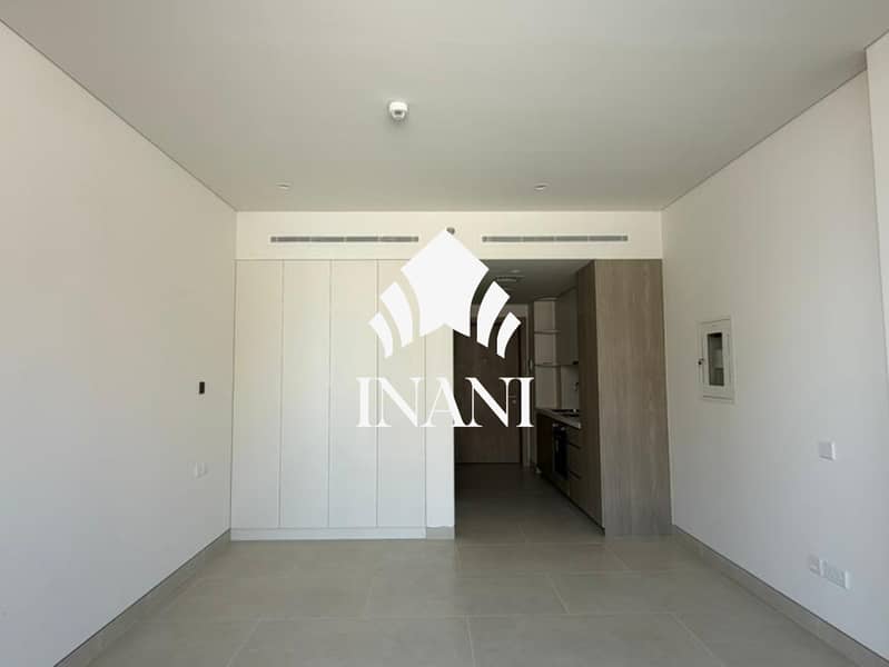 COMMUNITY VIEW | READY | SEMI FURNISHED - Image 3