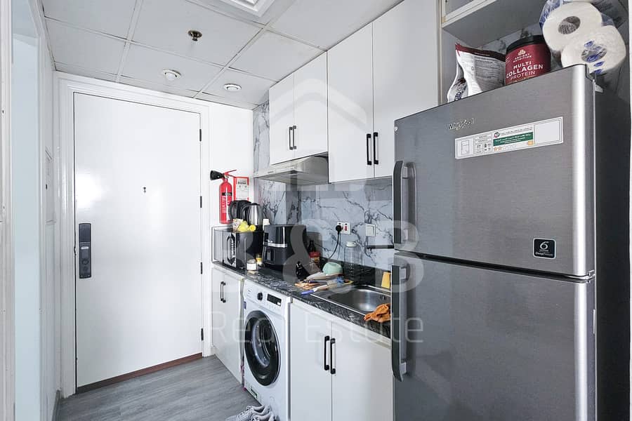 5 RB4-Studio-funr-3. jpg