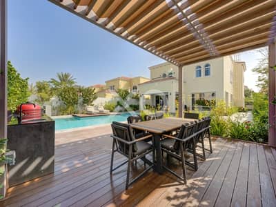 5 Bedroom Villa for Sale in Jumeirah Park, Dubai - Fully Upgraded | Extended | Exclusive 5 Bedroom Villa for Sale in Jumeirah Park, Dubai - Fully Upgraded | Extended | Exclusive