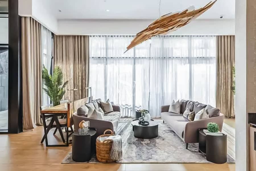 TENANTED | SPACIOUS | ATTRACTIVE ROI TENANTED | SPACIOUS | ATTRACTIVE ROI