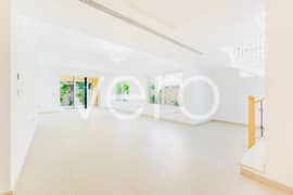 فیلا في الحي 8،جميرا بارك 4 غرف 285000 درهم - 14918652