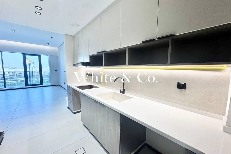 Spacious studio | Fully Upgraded | Pool - Image 3
