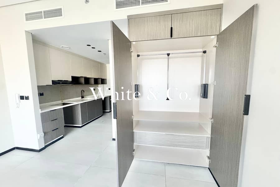 Spacious studio | Fully Upgraded | Pool - Image 6