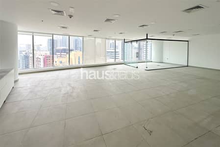 مکتب  للايجار في برشا هايتس (تيكوم)، دبي - مکتب في برج آي- رايز،برشا هايتس (تيكوم) 249605 درهم - 14919133