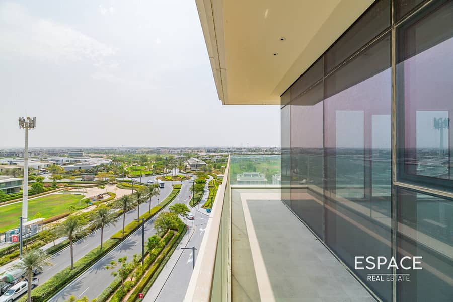 3 Bedrooms | Motivated Seller | Mid Floor 3 Bedrooms | Motivated Seller | Mid Floor