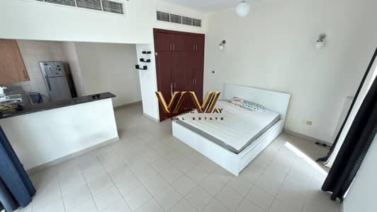 Studio for Sale in Dubai Sports City, Dubai - SPACIOUS STUDIO | VACANT | WITH BALCONY Studio for Sale in Dubai Sports City, Dubai - SPACIOUS STUDIO | VACANT | WITH BALCONY