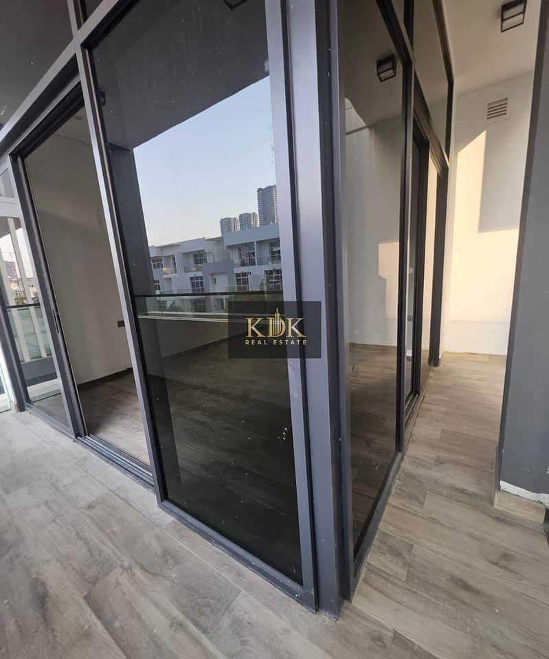 4BHK + Maid | Prime Villa | Ready to Move - Image 9