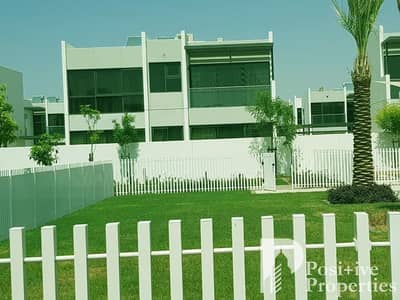 Brand New-Single Row I 5BR + Maids-G + 2 Brand New-Single Row I 5BR + Maids-G + 2