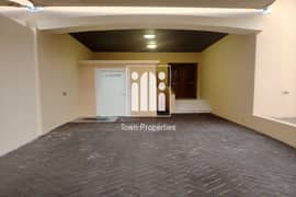 موقع مميز | فيلا 4 غرف + خادمه | باركن مغطي |