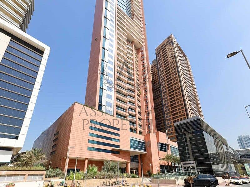 22 Dubai Jewel Tower-24. jpg