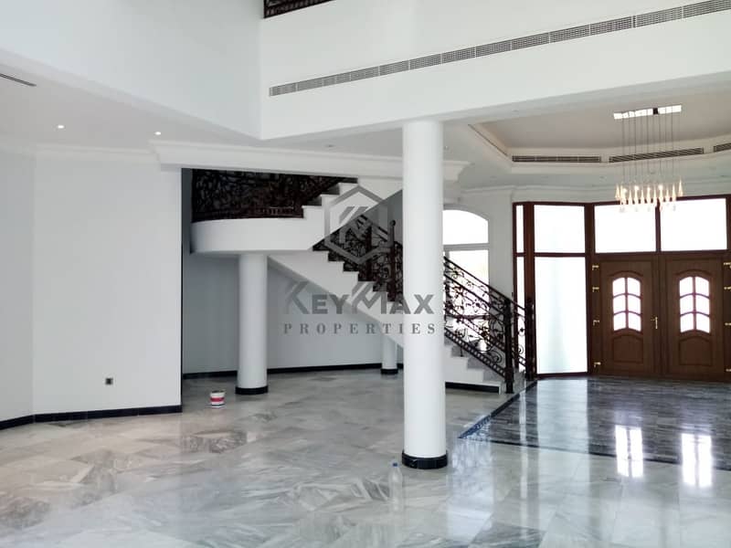 Brand new 5 Br Villa with Swimming Pool and Mulhak