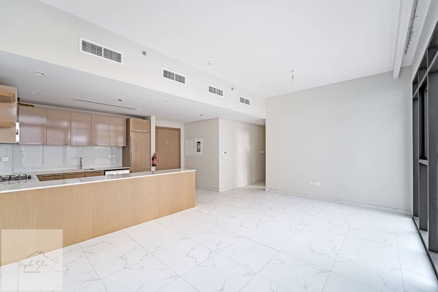 9 104 Azizi Greenfield 9. jpg