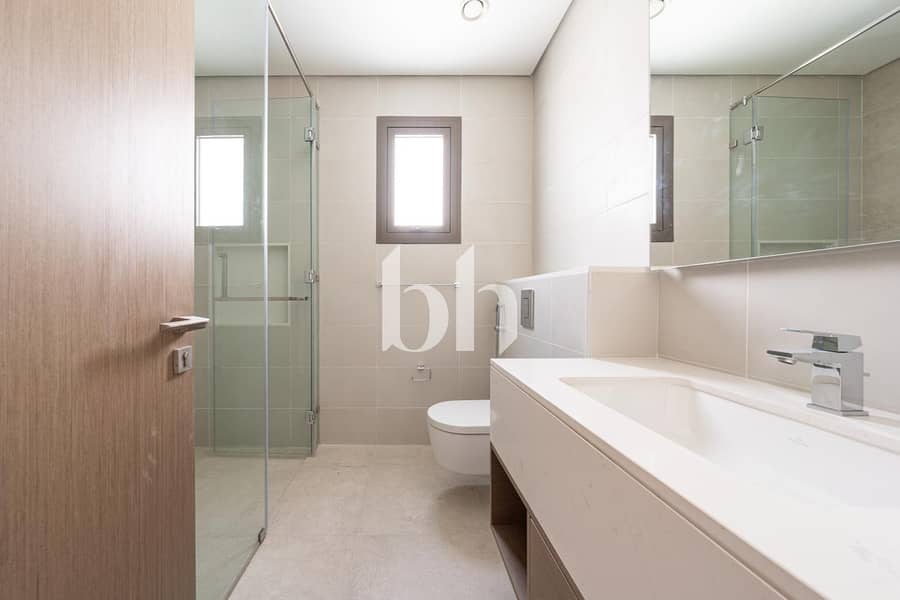 Prime location | Exclusive | Contemporary - Image 24