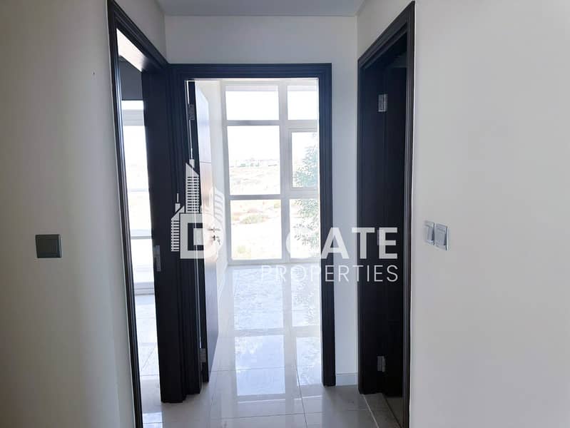 12 Residence 2-14. jpg