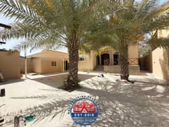 فیلا في مدينة خليفة 6 غرف 220000 درهم - 14930905