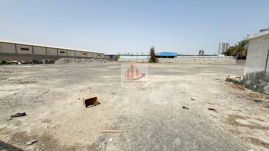 Industrial Land de  à à louer à Ras Al Khor, Dubai - 1.66,000 Sq. FT open land in Ras Al Khor. jpeg