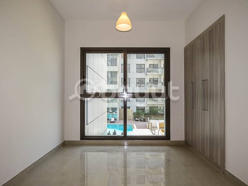 SPACIOUS & WELL MAINTAINED 2 BR l FULL BUILDING FACILITIES l PUBLIC TRANSPORTATION