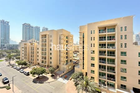 1 Bedroom Flat for Sale in The Greens, Dubai - Tenanted | Higher floor | Road facing | Bright