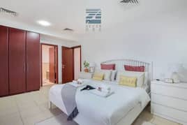 2 غرف نوم مفروشة بالكامل | شمس 4 جميرا بيتش ريزيدنس | إطلالة على المارينا والبحر