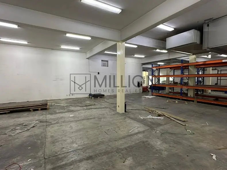 High-Clearance Warehouse with Loading Bay - View 6