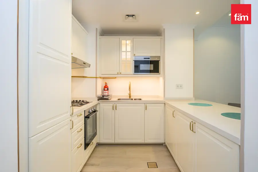 Apartment in Dubai - View 5