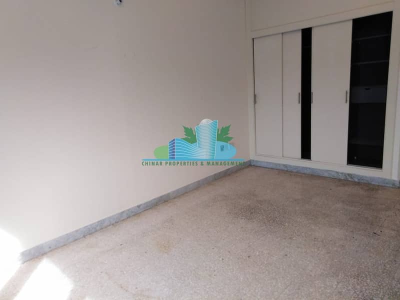 Beautiful 3 Bedroom Apartment Beautiful 3 Bedroom Apartment