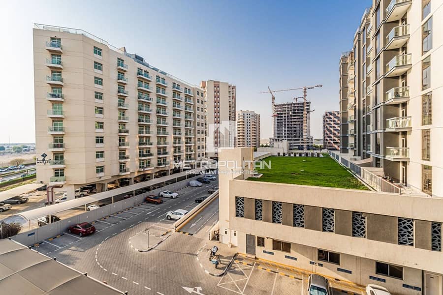 Biggest Balcony | Prime Location | Modern Layout Biggest Balcony | Prime Location | Modern Layout