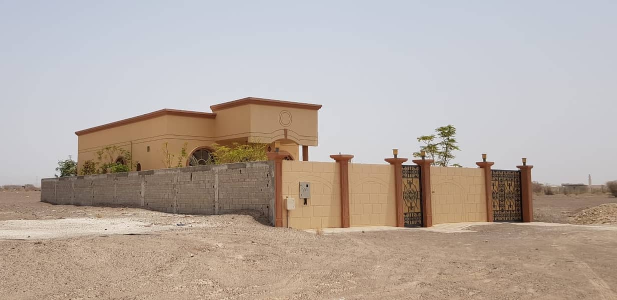 Villa quiet place in Manama Ajman for sale at a good price freehold all nationalities