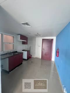 للإيجار السنوي في عجمان – استوديو واسع في أبراج الهورايزون (تاور A) – الراشدية 1