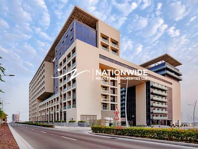 1 Bedroom Apartment for Sale in Saadiyat Island, Abu Dhabi - Fully-Furnished|Corner Unit|Park View|2 Balconies