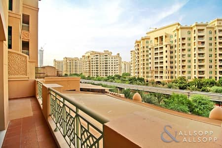 Best Price | 3 Bed | Park Views | Vacant Best Price | 3 Bed | Park Views | Vacant