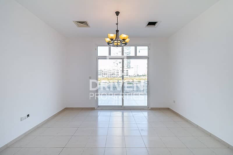 Spacious and Elegant 1 Bed Apartment in JVC